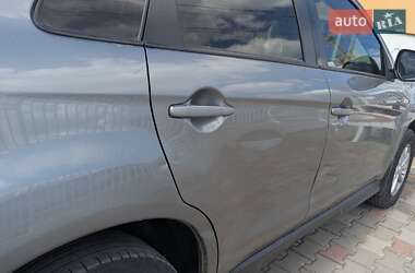 Позашляховик / Кросовер Mitsubishi ASX 2013 в 
