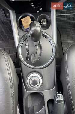 Внедорожник / Кроссовер Mitsubishi ASX 2012 в 