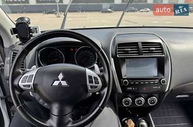 Внедорожник / Кроссовер Mitsubishi ASX 2012 в 