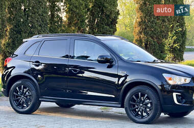 Позашляховик / Кросовер Mitsubishi ASX 2016 в 