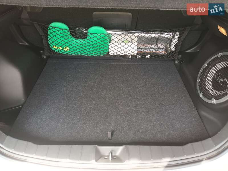 Внедорожник / Кроссовер Mitsubishi ASX 2013 в Ромнах