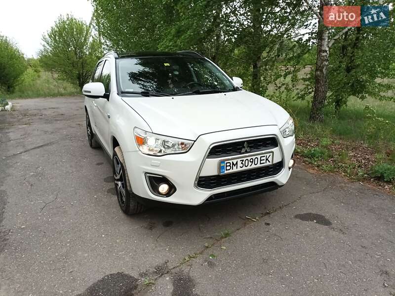 Внедорожник / Кроссовер Mitsubishi ASX 2013 в Ромнах