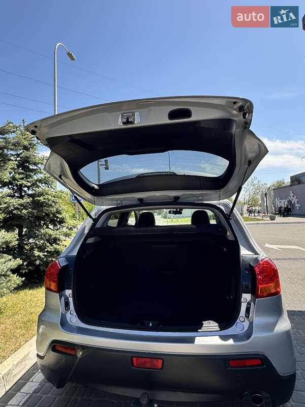 Внедорожник / Кроссовер Mitsubishi ASX 2010 в Днепре