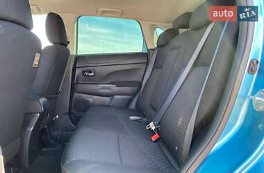 Внедорожник / Кроссовер Mitsubishi ASX 2010 в 