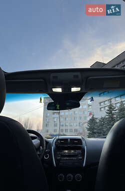 Внедорожник / Кроссовер Mitsubishi ASX 2011 в 