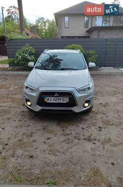 Внедорожник / Кроссовер Mitsubishi ASX 2013 в Ворзеле