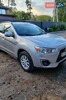 Внедорожник / Кроссовер Mitsubishi ASX 2013 в 