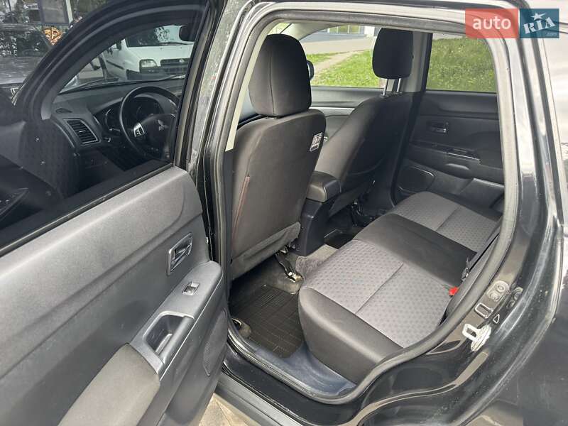 Внедорожник / Кроссовер Mitsubishi ASX 2012 в Ровно