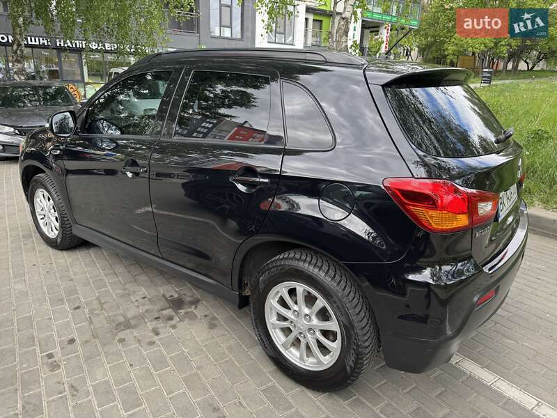 Внедорожник / Кроссовер Mitsubishi ASX 2012 в Ровно
