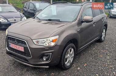 Внедорожник / Кроссовер Mitsubishi ASX 2013 в 