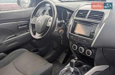 Внедорожник / Кроссовер Mitsubishi ASX 2013 в 
