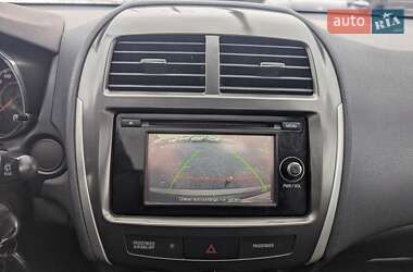 Внедорожник / Кроссовер Mitsubishi ASX 2013 в 