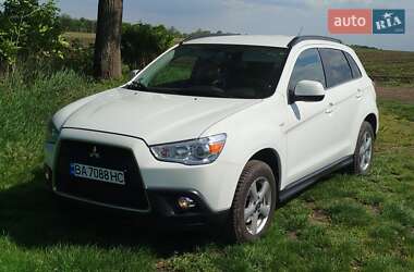 Позашляховик / Кросовер Mitsubishi ASX 2011 в 