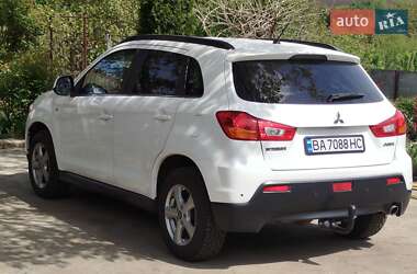 Позашляховик / Кросовер Mitsubishi ASX 2011 в 