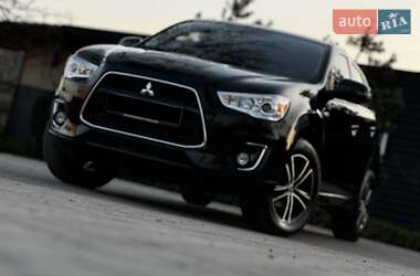 Внедорожник / Кроссовер Mitsubishi ASX 2014 в 