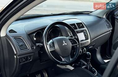 Внедорожник / Кроссовер Mitsubishi ASX 2014 в 