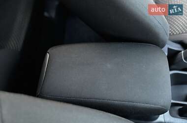 Внедорожник / Кроссовер Mitsubishi ASX 2014 в 