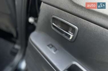 Внедорожник / Кроссовер Mitsubishi ASX 2014 в 