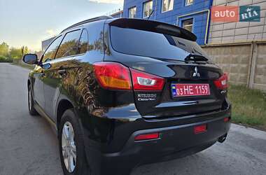 Позашляховик / Кросовер Mitsubishi ASX 2011 в 