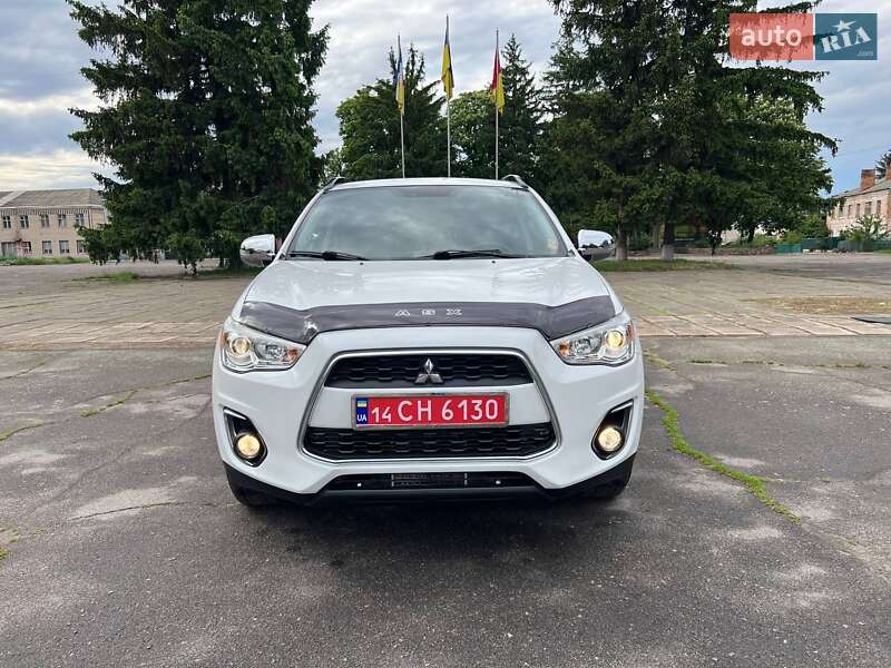Внедорожник / Кроссовер Mitsubishi ASX 2015 в Новоархангельске