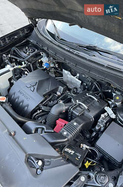 Позашляховик / Кросовер Mitsubishi ASX 2010 в 