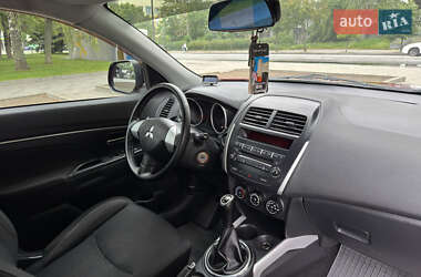 Внедорожник / Кроссовер Mitsubishi ASX 2011 в 