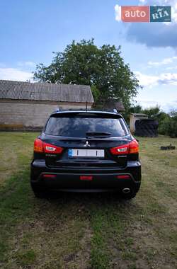 Внедорожник / Кроссовер Mitsubishi ASX 2011 в 