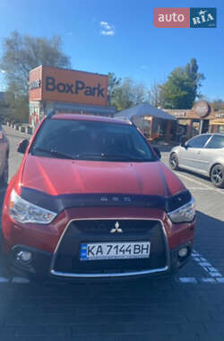 Внедорожник / Кроссовер Mitsubishi ASX 2011 в 