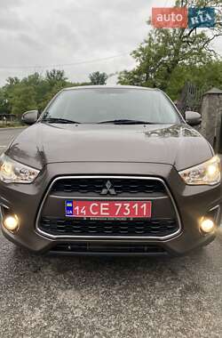 Позашляховик / Кросовер Mitsubishi ASX 2014 в 
