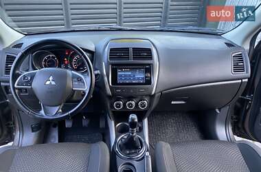 Позашляховик / Кросовер Mitsubishi ASX 2014 в 