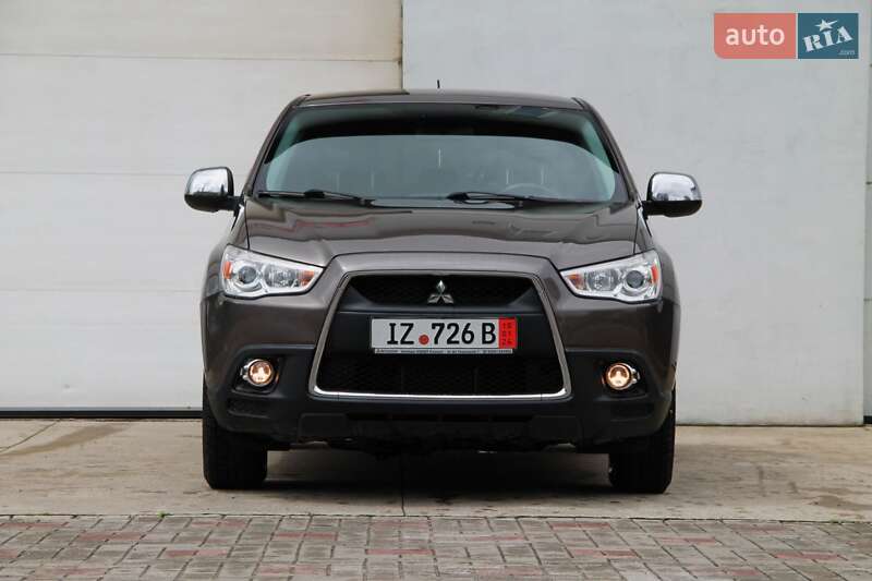 Позашляховик / Кросовер Mitsubishi ASX 2012 в Сарнах