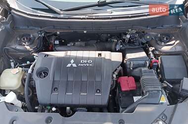 Внедорожник / Кроссовер Mitsubishi ASX 2010 в 