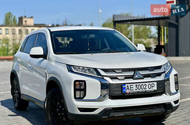 Внедорожник / Кроссовер Mitsubishi ASX 2021 в 