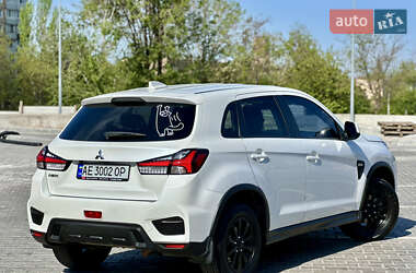 Внедорожник / Кроссовер Mitsubishi ASX 2021 в 