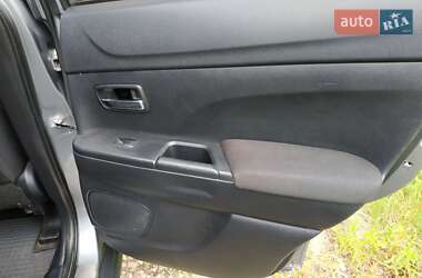 Внедорожник / Кроссовер Mitsubishi ASX 2011 в 