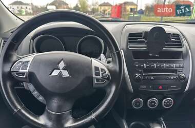 Внедорожник / Кроссовер Mitsubishi ASX 2011 в 