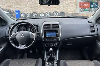 Внедорожник / Кроссовер Mitsubishi ASX 2014 в 