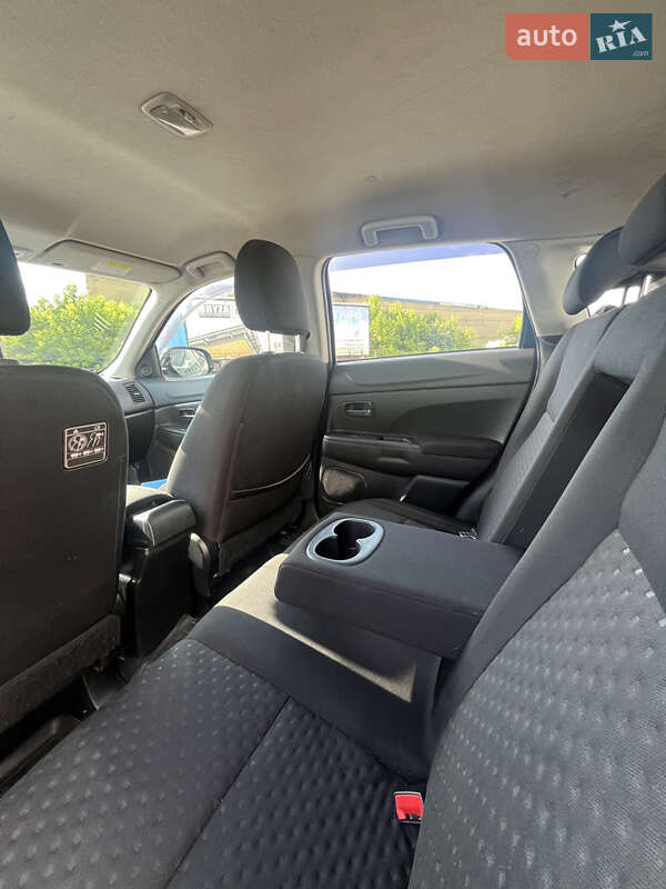 Позашляховик / Кросовер Mitsubishi ASX 2010 в Вінниці
