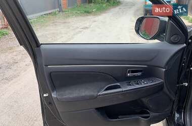 Внедорожник / Кроссовер Mitsubishi ASX 2011 в 