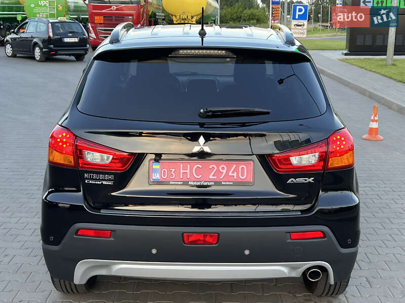 Позашляховик / Кросовер Mitsubishi ASX 2011 в Ковелі