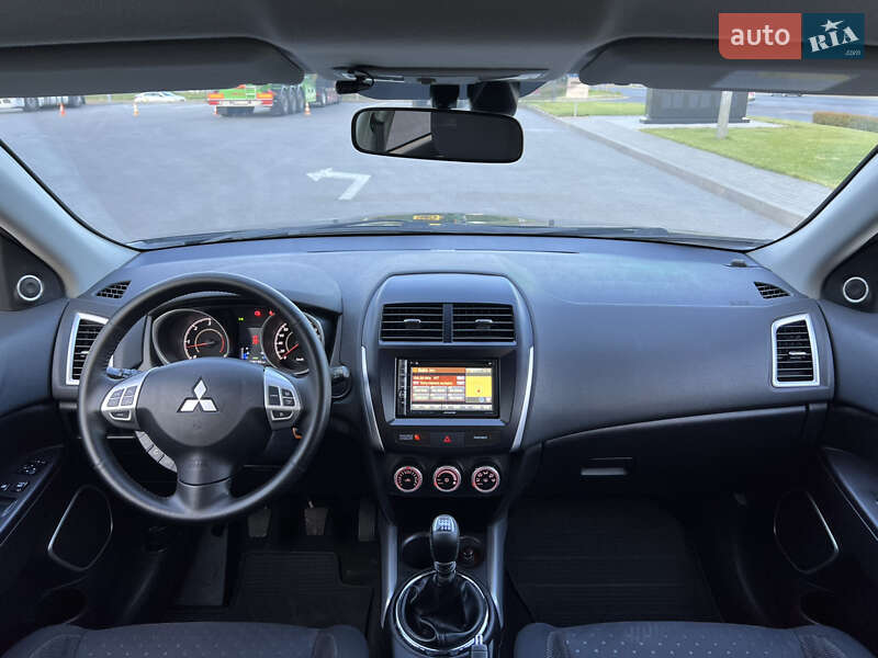Позашляховик / Кросовер Mitsubishi ASX 2011 в Ковелі