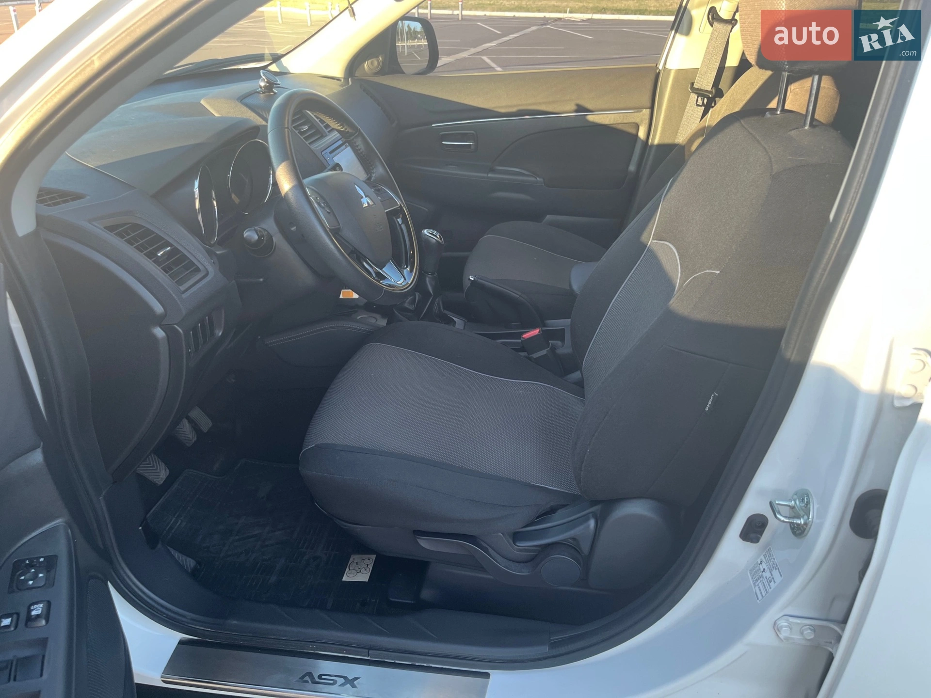 2018 Mitsubishi ASX - мініатюра 8