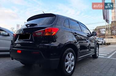 Внедорожник / Кроссовер Mitsubishi ASX 2012 в 