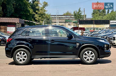 Внедорожник / Кроссовер Mitsubishi ASX 2019 в 