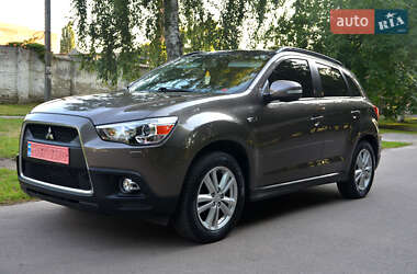 Внедорожник / Кроссовер Mitsubishi ASX 2010 в 