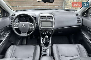 Внедорожник / Кроссовер Mitsubishi ASX 2014 в 