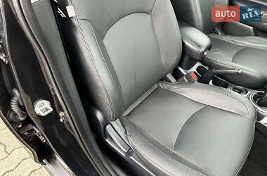 Внедорожник / Кроссовер Mitsubishi ASX 2014 в 