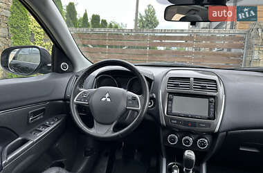 Внедорожник / Кроссовер Mitsubishi ASX 2014 в 