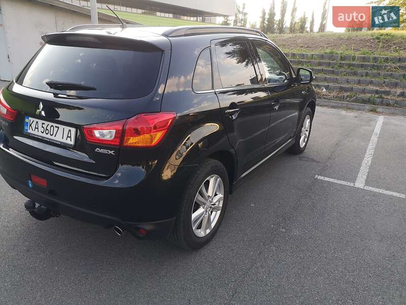 Позашляховик / Кросовер Mitsubishi ASX 2014 в Києві