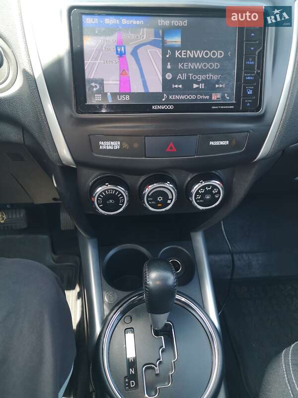 Позашляховик / Кросовер Mitsubishi ASX 2014 в Києві